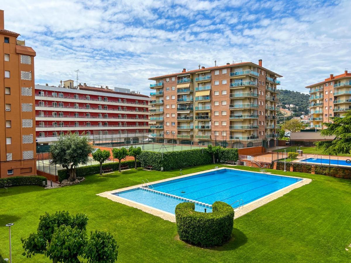 Apartment Vivalidays Lora -