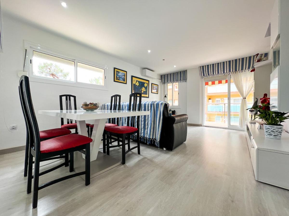 Appartement Vivalidays Lora - *